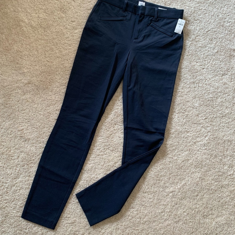 {Gap} NWT! Signature Skinny Ankle Pants